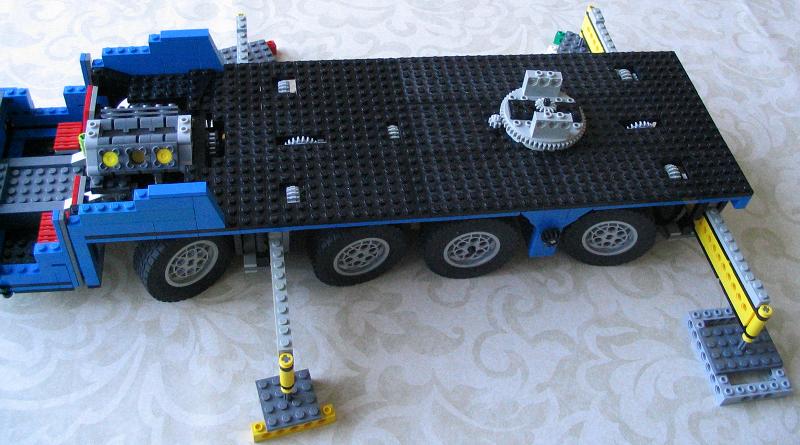 lego_spieringsbasedfouraxle_unfinished1_007.jpg