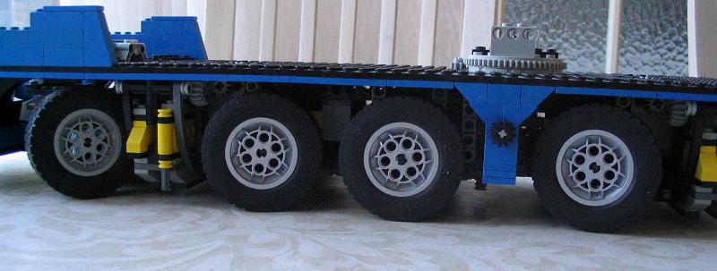 lego_spieringsbasedfouraxle_unfinished1_008.jpg