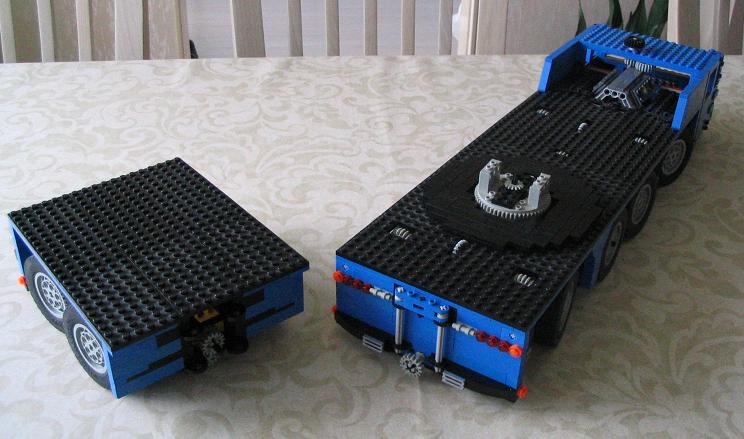 lego_spieringsbasedfouraxle_unfinished3_007.jpg