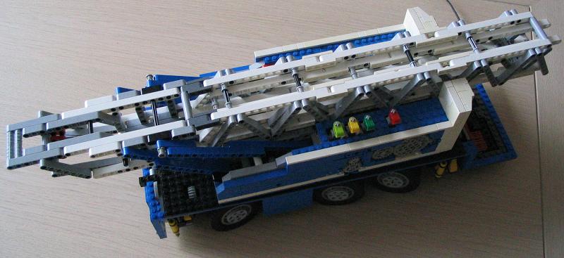 lego_threeaxlefoldingunfinished2_001.jpg