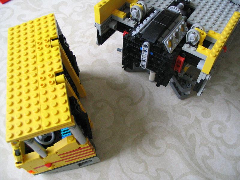 lego_ac200carrierconstruction_010.jpg