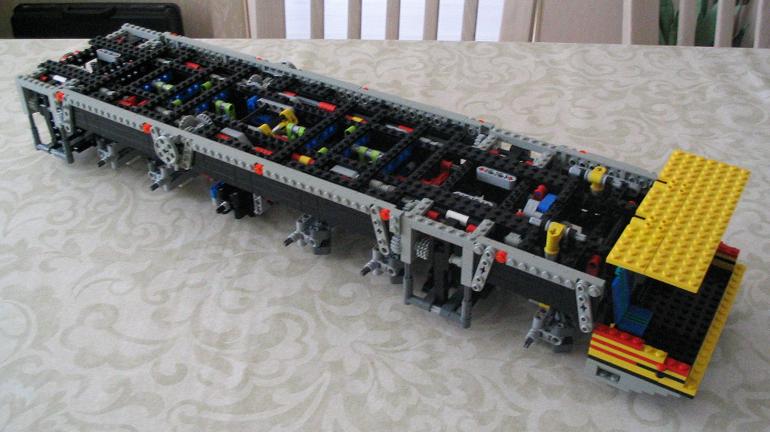 lego_demagac200_1p_003.jpg