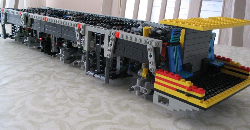 lego_demagac200_1p_004.jpg