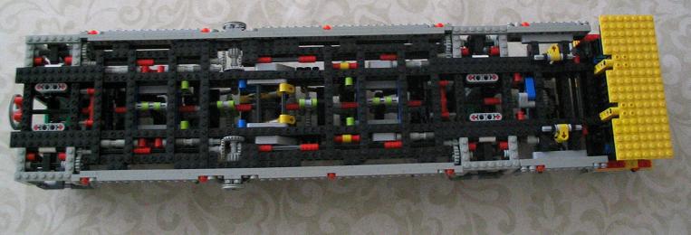 lego_demagac200_1p_006.jpg
