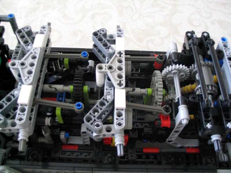 lego_demagac200_1p_012.jpg
