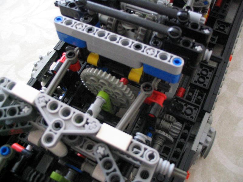 lego_demagac200_1p_013.jpg