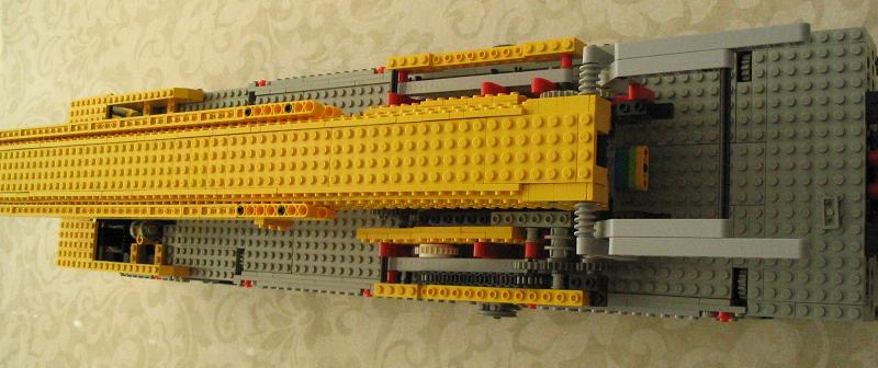 lego_demagac200_1p_unfinished2_002.jpg