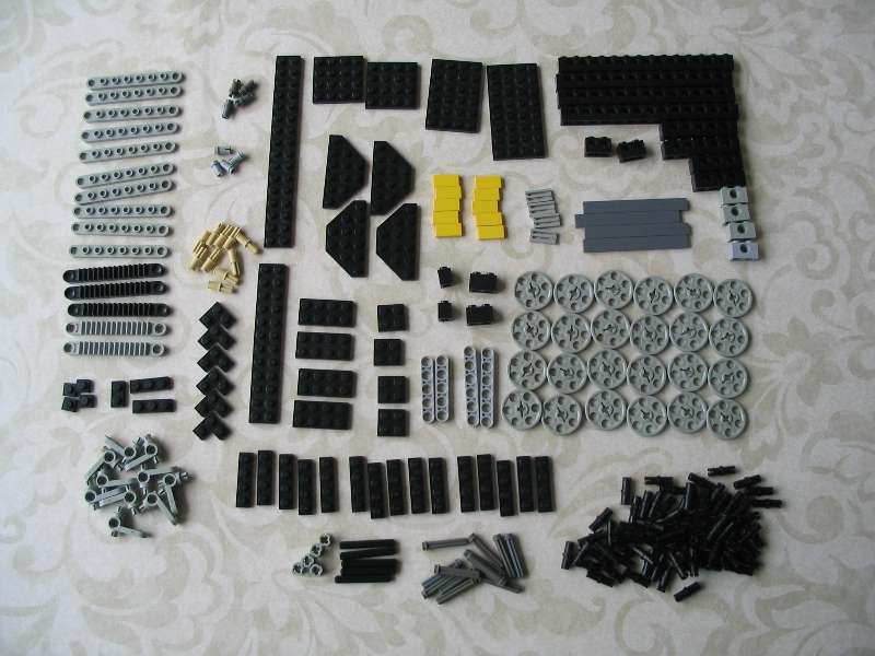 lego_demagac200minifigscaleinstructions_001.jpg
