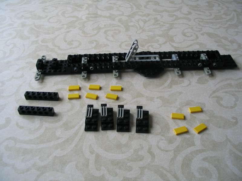 lego_demagac200minifigscaleinstructions_005.jpg