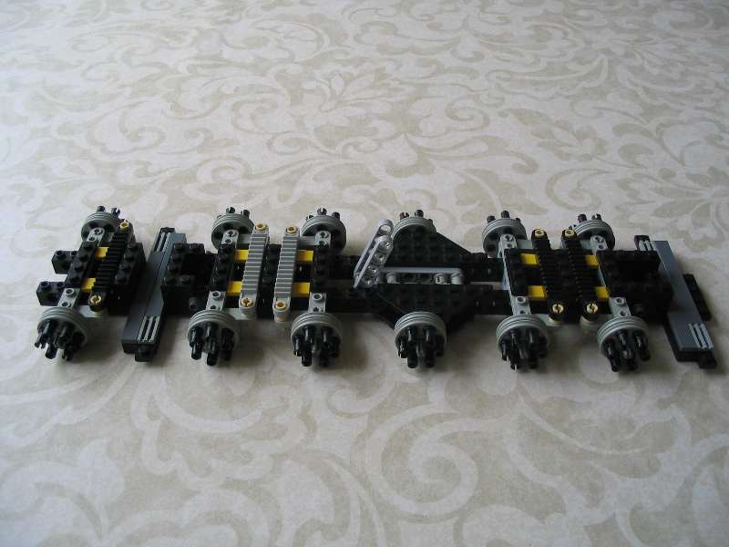 lego_demagac200minifigscaleinstructions_010.jpg