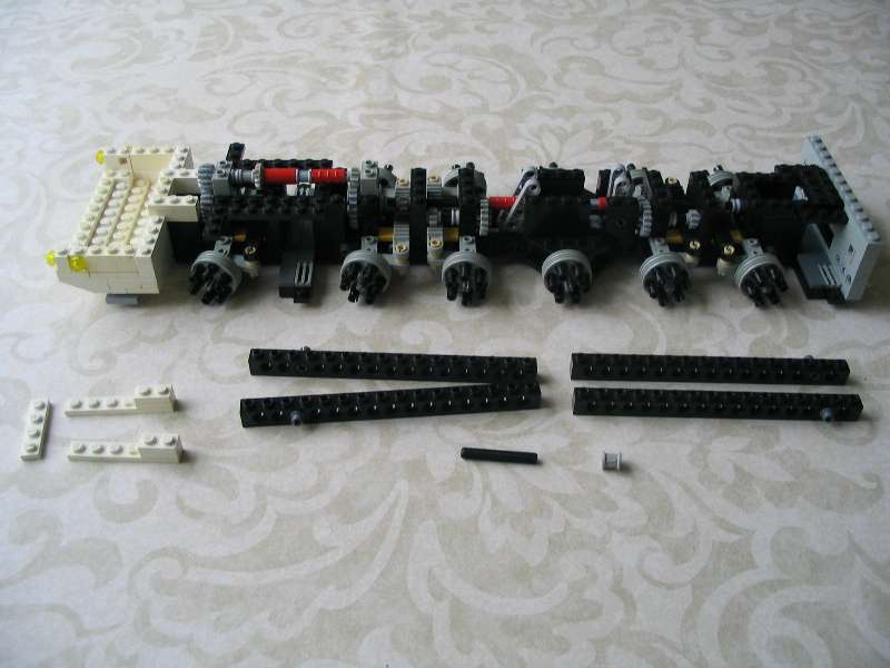 lego_demagac200minifigscaleinstructions_027.jpg