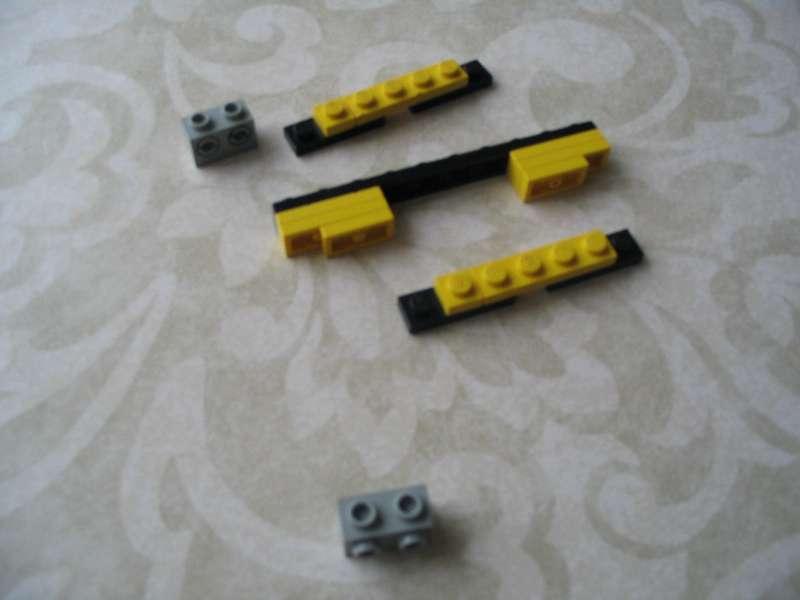 lego_demagac200minifigscaleinstructions_031.jpg