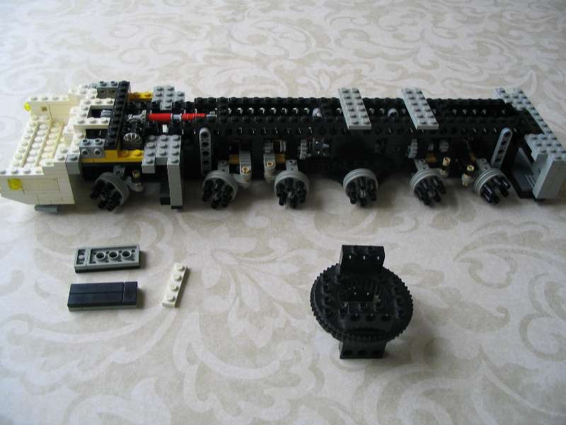 lego_demagac200minifigscaleinstructions_036.jpg