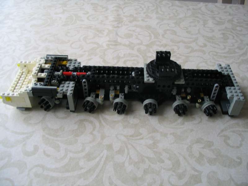lego_demagac200minifigscaleinstructions_037.jpg