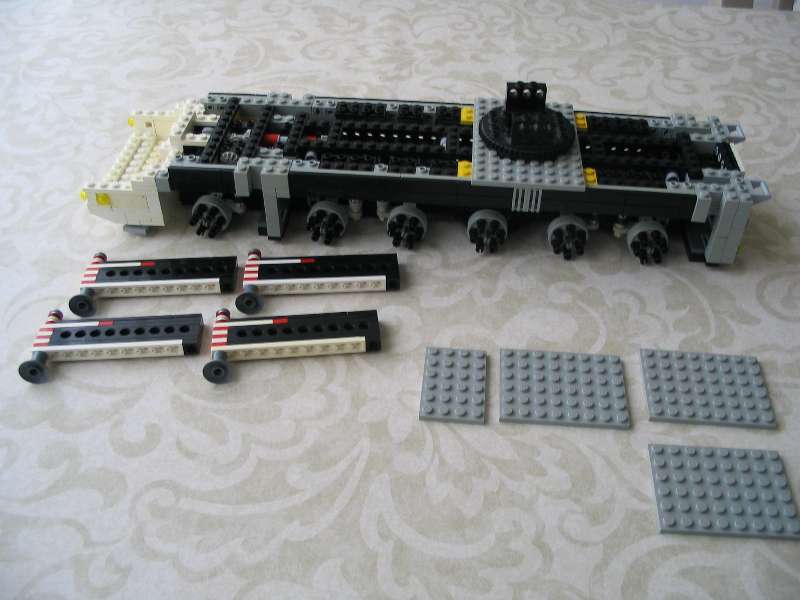 lego_demagac200minifigscaleinstructions_051.jpg
