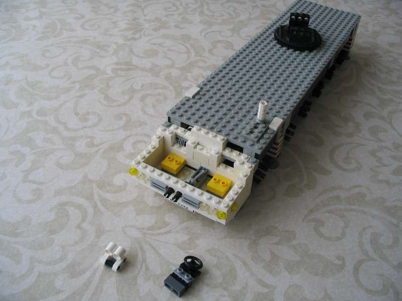 lego_demagac200minifigscaleinstructions_055.jpg