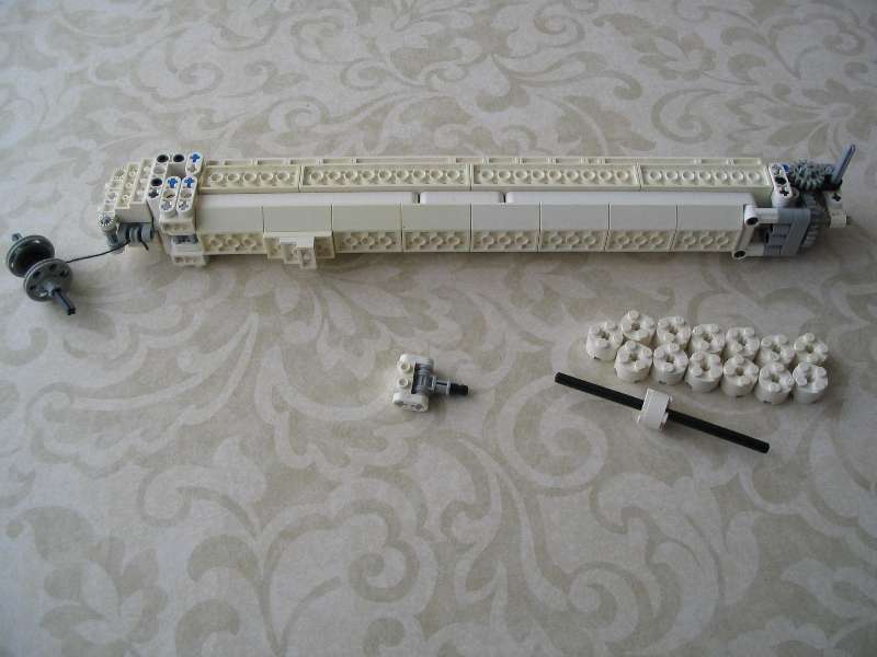 lego_demagac200minifigscaleinstructions_081.jpg