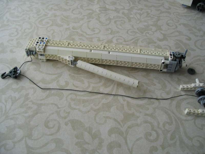 lego_demagac200minifigscaleinstructions_096.jpg