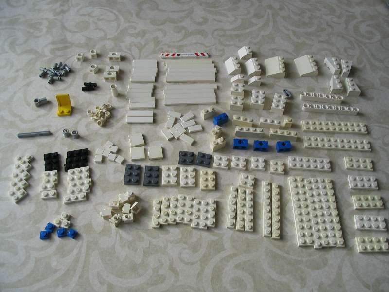 lego_demagac200minifigscaleinstructions_101.jpg