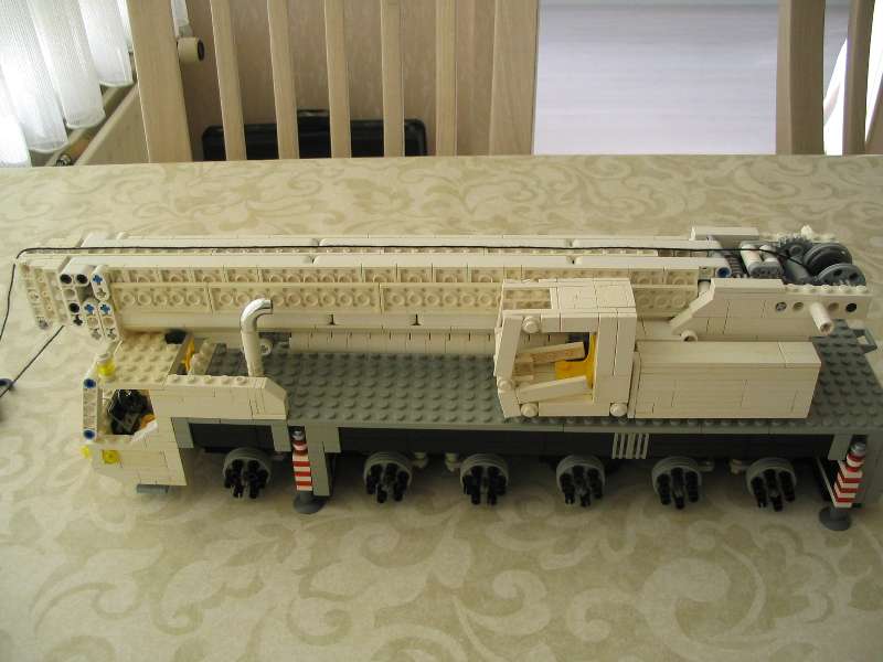 lego_demagac200minifigscaleinstructions_109.jpg