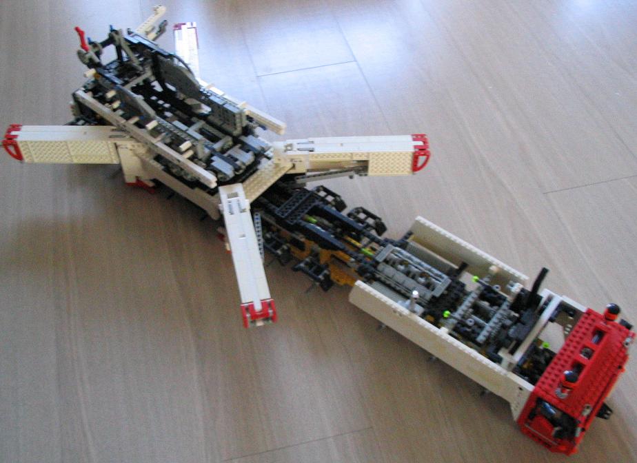 lego_demag_ac650_wit_018.jpg