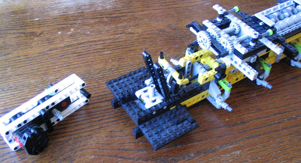 lego_demag_ac650_wit_047.jpg