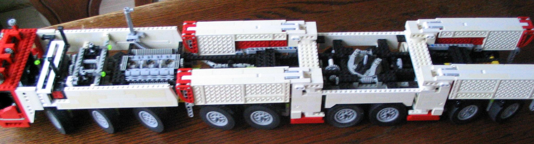 lego_demag_ac650_big_002.jpg