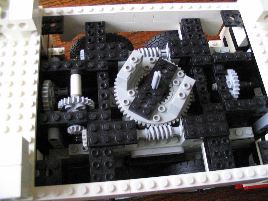 lego_demag_ac650_big_008.jpg