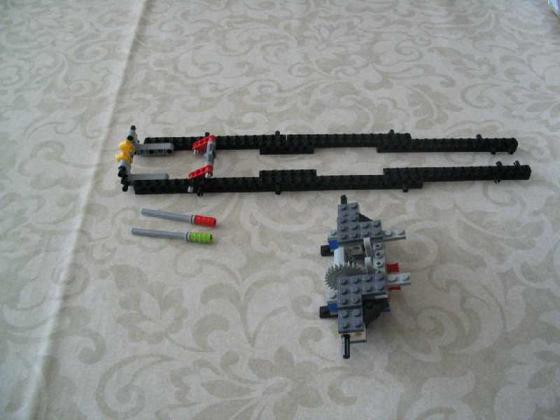 lego_fouraxlefantasycompactcrane_012.jpg
