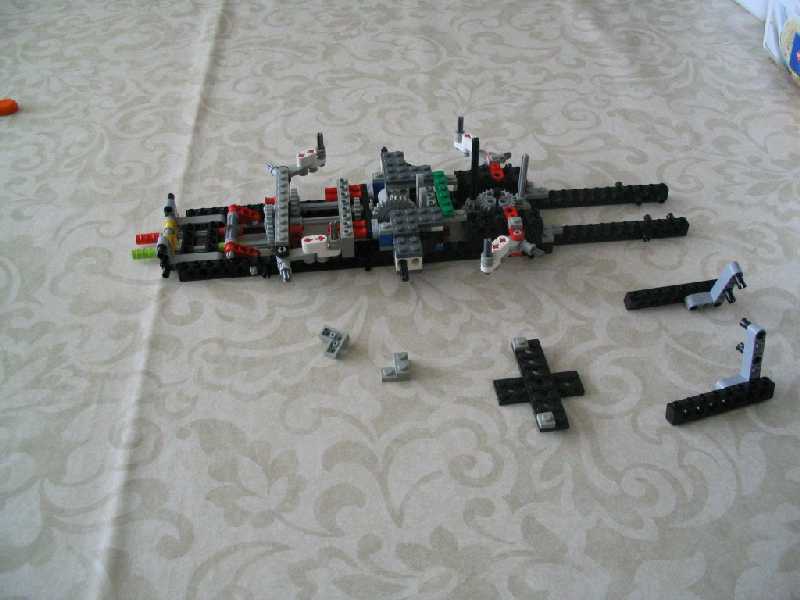 lego_fouraxlefantasycompactcrane_017.jpg