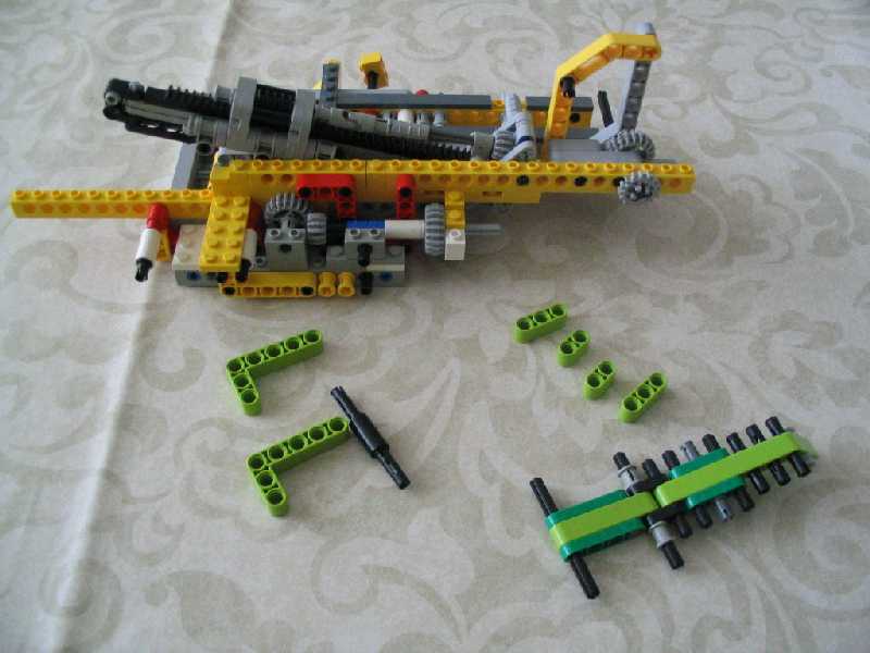 lego_fouraxlefantasycompactcrane_077.jpg