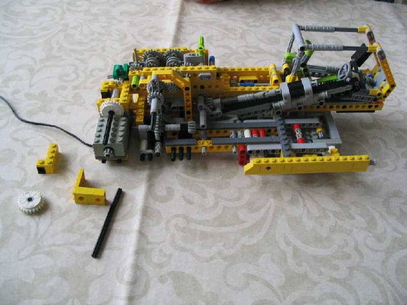 lego_fouraxlefantasycompactcrane_106.jpg