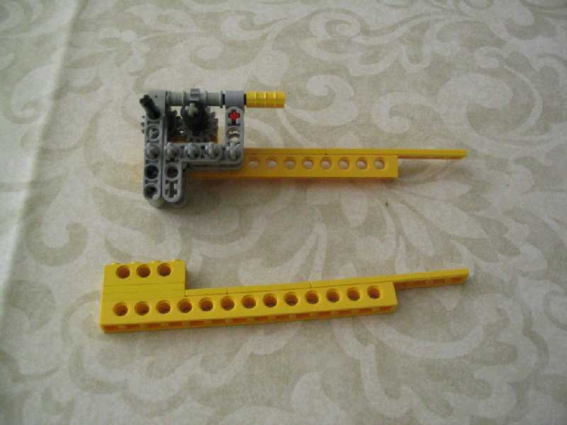 lego_fouraxlefantasycompactcrane_119.jpg
