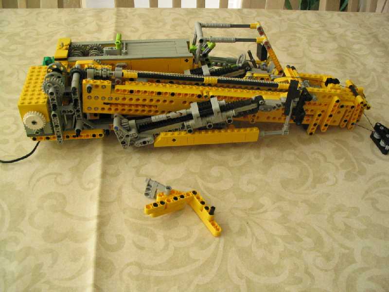 lego_fouraxlefantasycompactcrane_141.jpg
