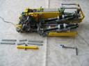 lego_fouraxlefantasycompactcrane_112.jpg