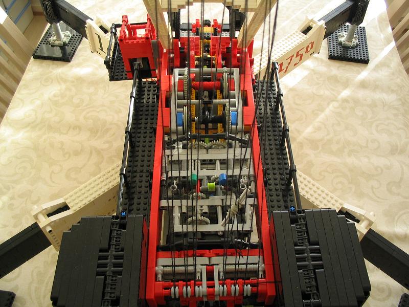 lego_liebherr_lg1750finished_008.jpg