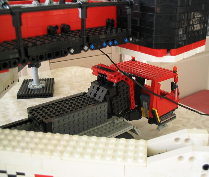 lego_liebherr_lg1750finished_021.jpg