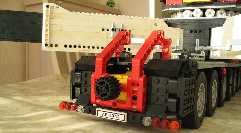lego_liebherr_lg1750finished_022.jpg