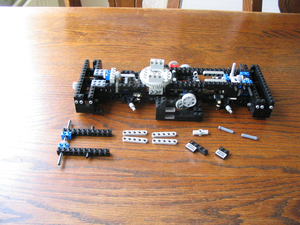 lego_liebherrltm1030_instructions_028.jpg
