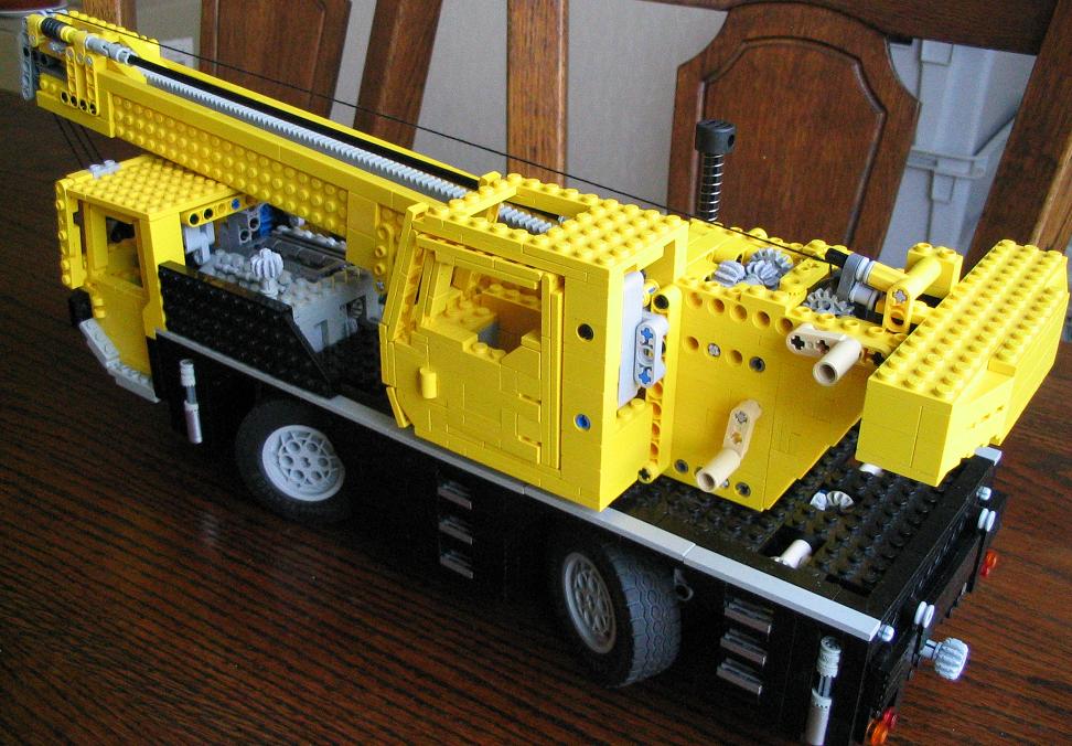 lego_liebherr_ltm1030_004.jpg