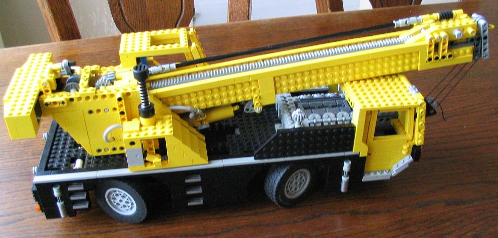 lego_liebherr_ltm1030_005.jpg