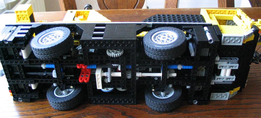 lego_liebherr_ltm1030_018.jpg