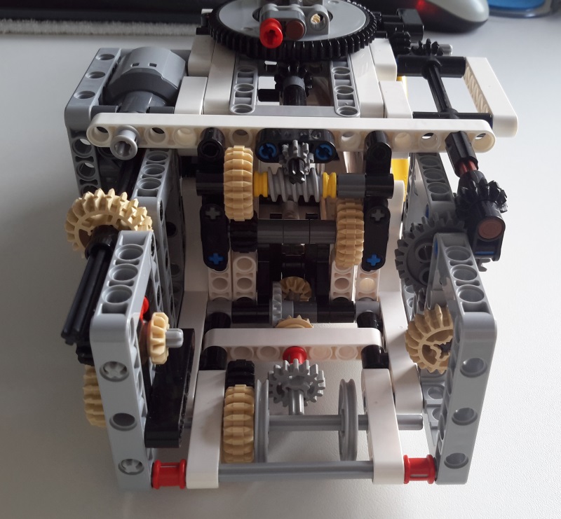 liebherrltm1200_2018_take3_8.jpg