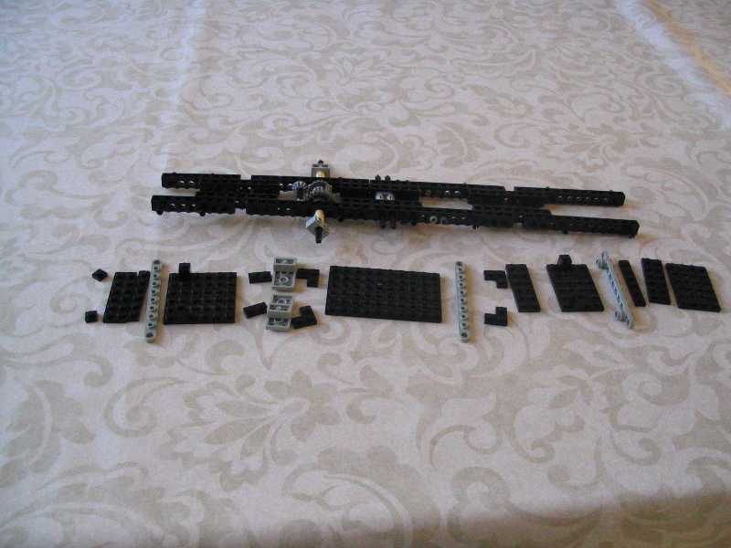 lego_liebherrltm1220_instructions_003.jpg