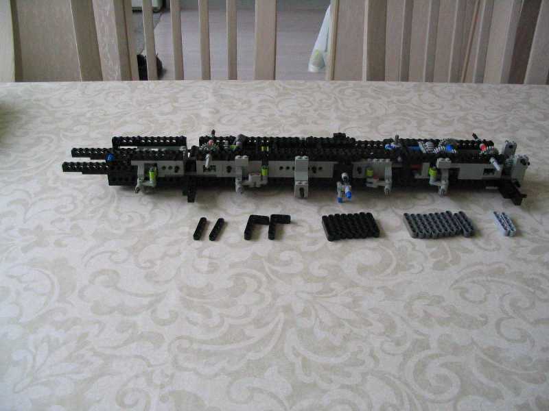 lego_liebherrltm1220_instructions_033.jpg