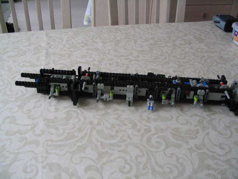 lego_liebherrltm1220_instructions_035.jpg
