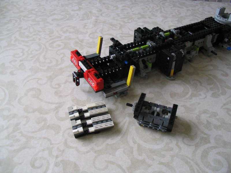lego_liebherrltm1220_instructions_070.jpg
