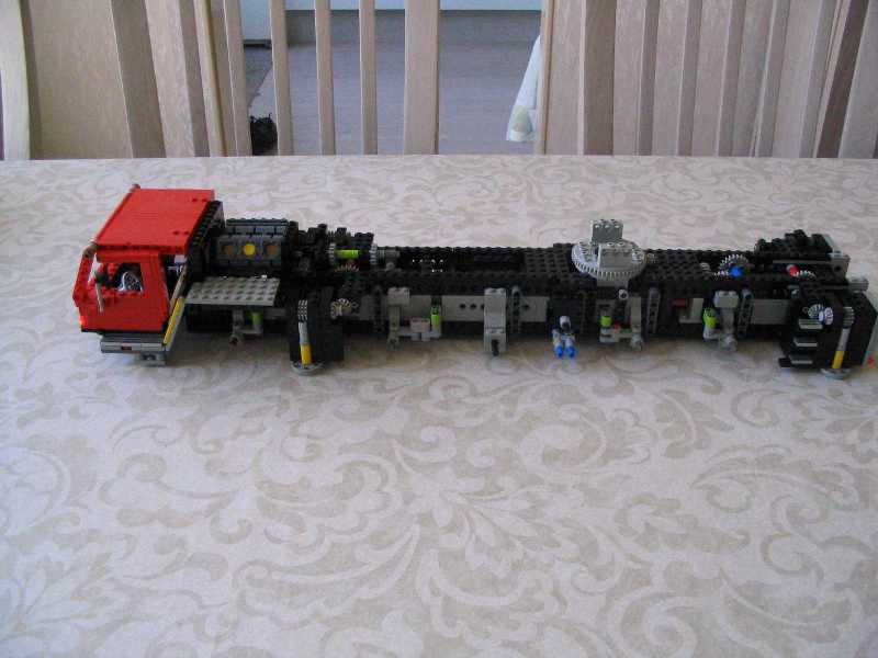 lego_liebherrltm1220_instructions_081.jpg