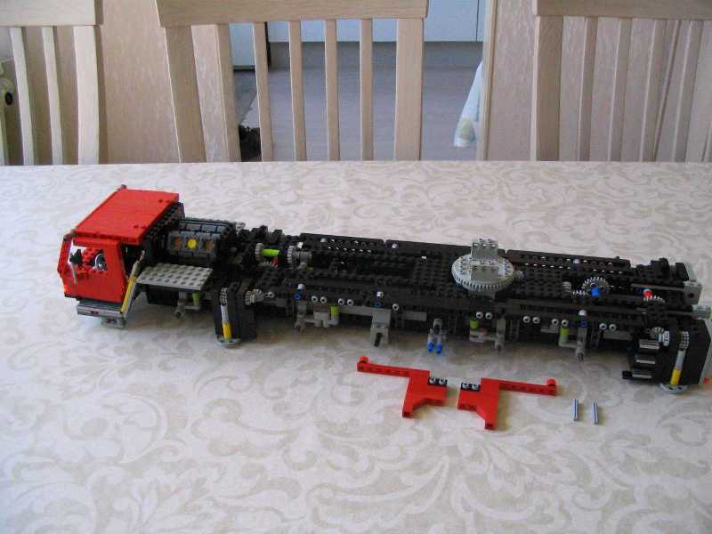lego_liebherrltm1220_instructions_086.jpg