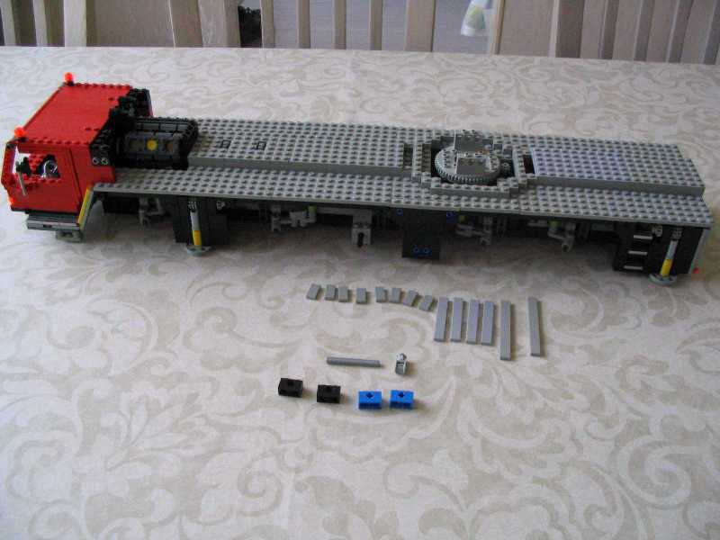 lego_liebherrltm1220_instructions_094.jpg